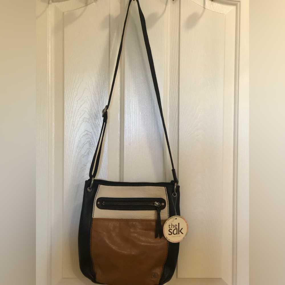 ✨✨REDUCED✨✨NWT The Sak Multi-Colored Leather Crossbody Bag
